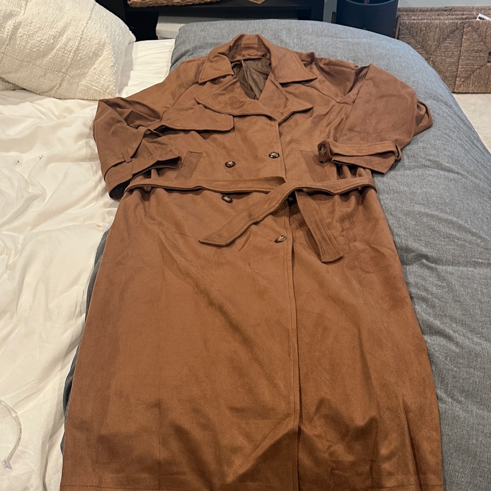 Beautiful Brow Double-Breasted Women's Faux Suede Trench Coat